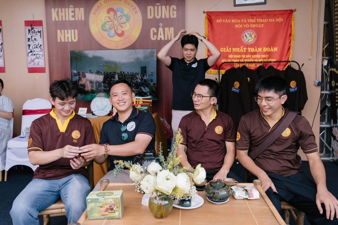GIAN HÀNG TRIỂN LÃM - NƠI GẮN KẾT MỌI NGƯỜI — hình 78