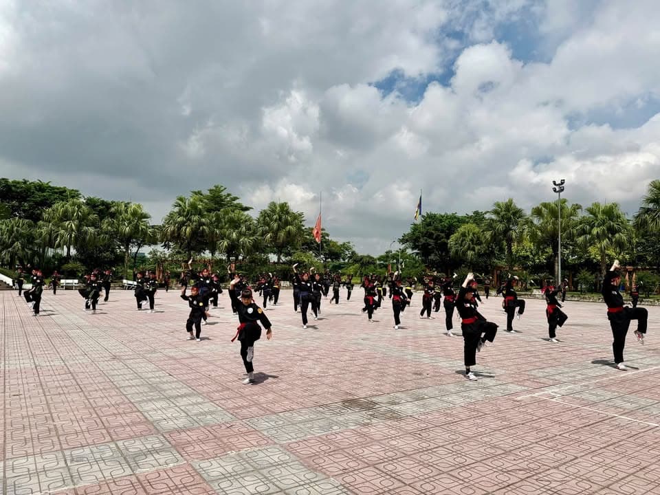 Xin gửi lại nơi đây những kỷ niệm — hình 7
