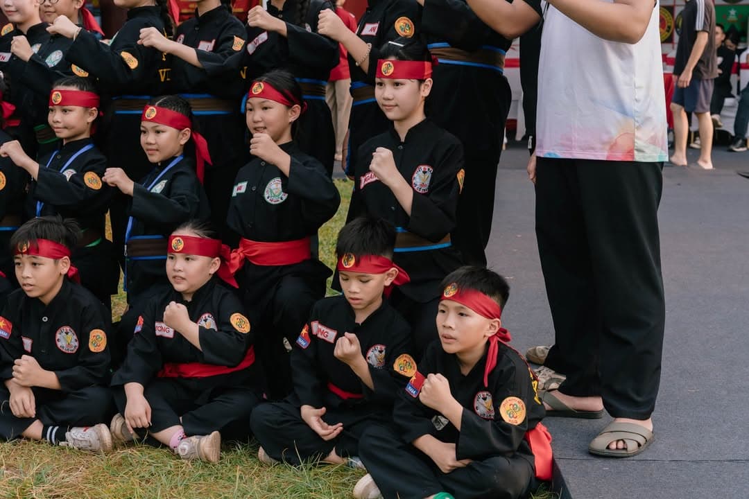 Xin gửi lại nơi đây những kỷ niệm — hình 24