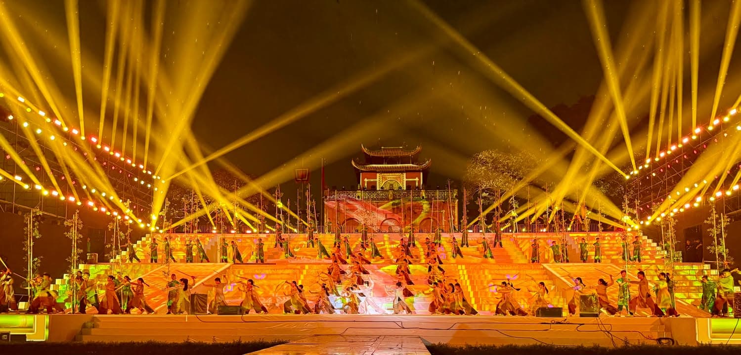 Xin gửi lại nơi đây những kỷ niệm — hình 41
