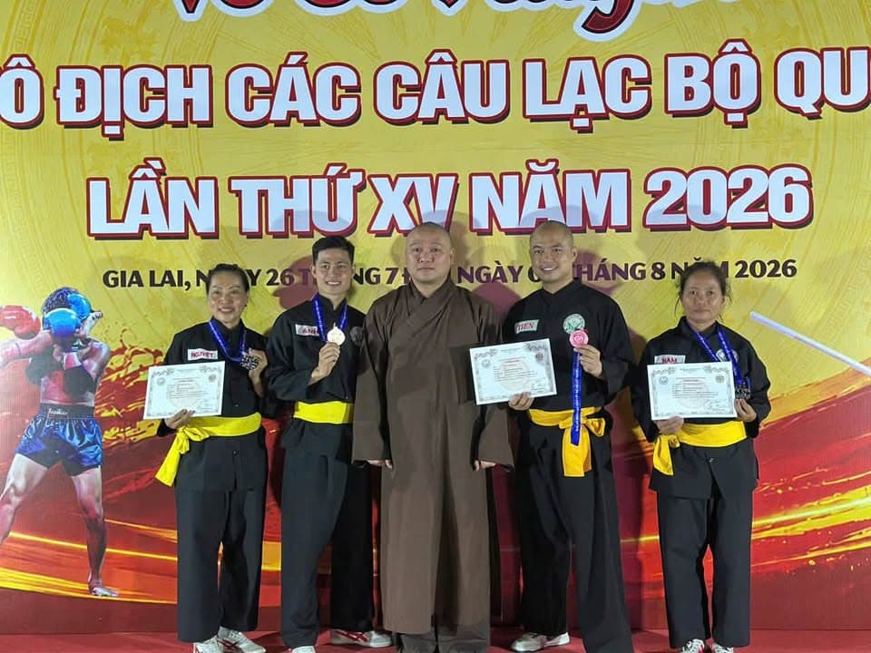 CHÚC MỪNG CÁC MÔN SINH VÀ VÕ SINH PHẬT QUANG QUYỀN