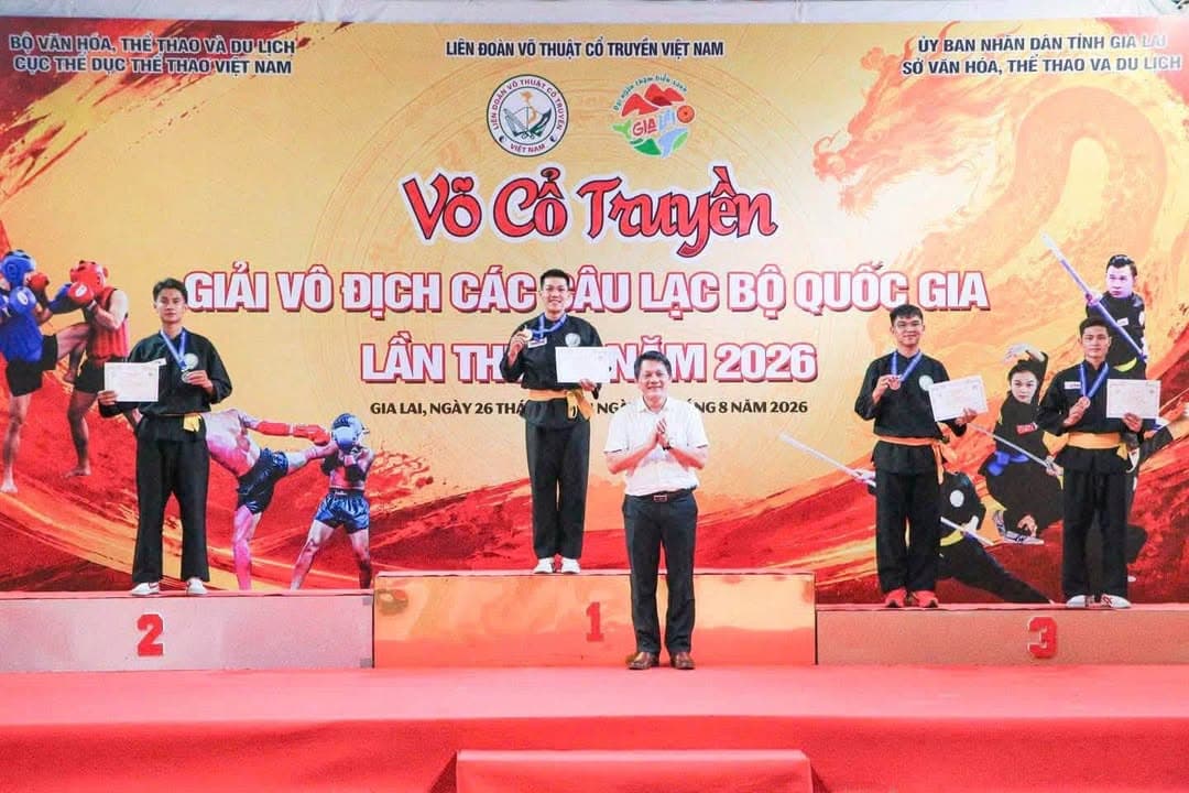 CHÚC MỪNG CÁC MÔN SINH VÀ VÕ SINH PHẬT QUANG QUYỀN — hình 5