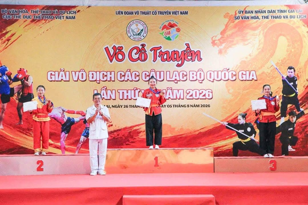 CHÚC MỪNG CÁC MÔN SINH VÀ VÕ SINH PHẬT QUANG QUYỀN — hình 8