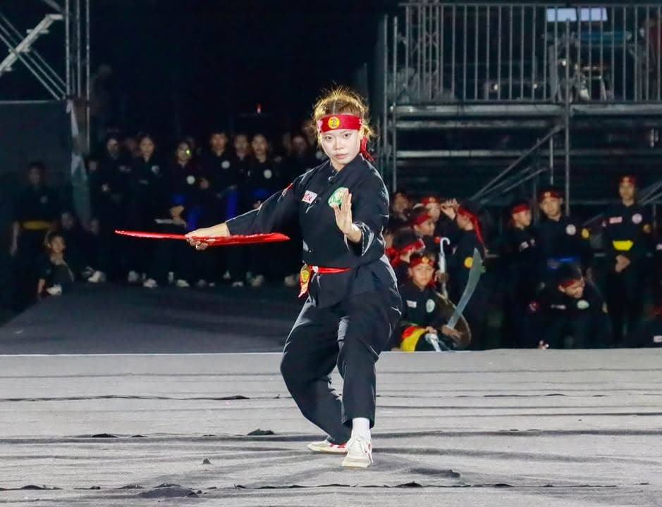 BIỂU DIỄN — hình 29