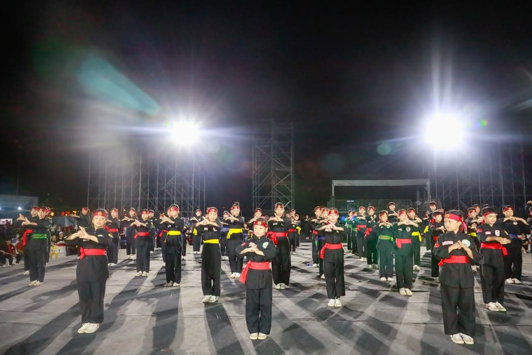 BIỂU DIỄN — hình 68