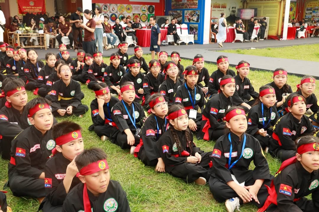 BIỂU DIỄN — hình 73