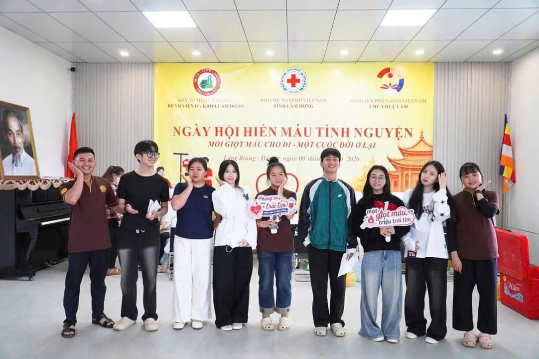 HIẾN GIỌT MÁU ĐÀO, TRAO NHAU SỰ SỐNG — hình 2